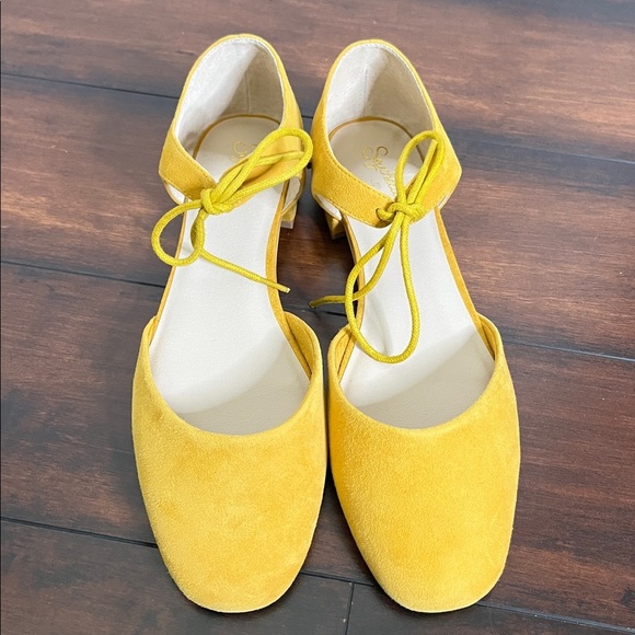 Anthropologie Seychelles Women's Ankle Tie Suede Flats Yellow size 10 New Boho - Picture 4 of 9
